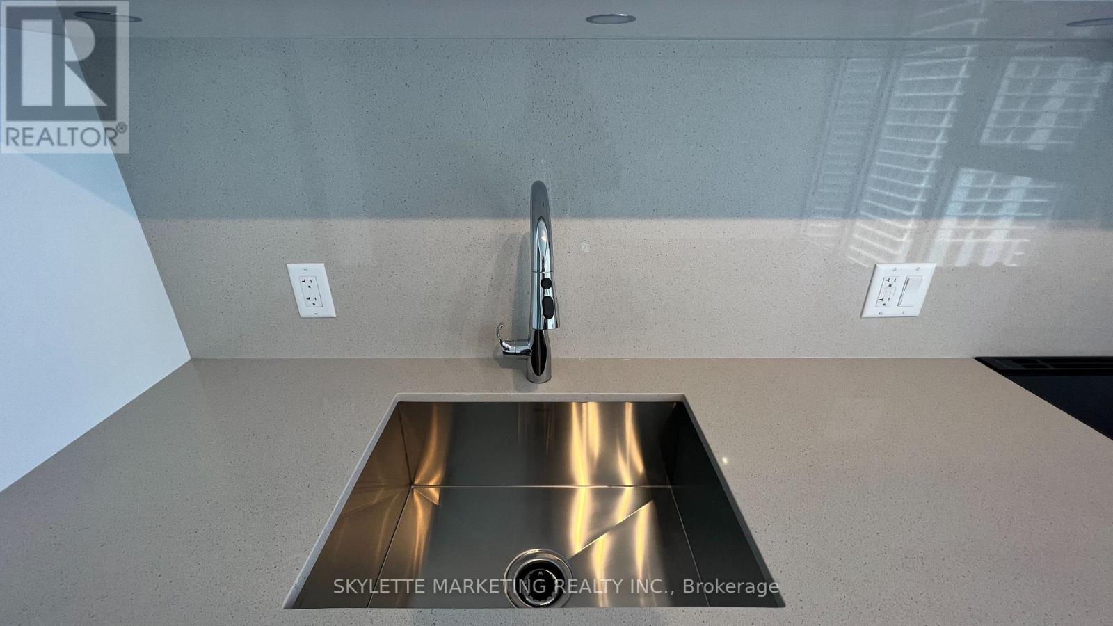 3801 - 357 King Street W, Toronto, Ontario  M5V 0S7 - Photo 8 - C13756480