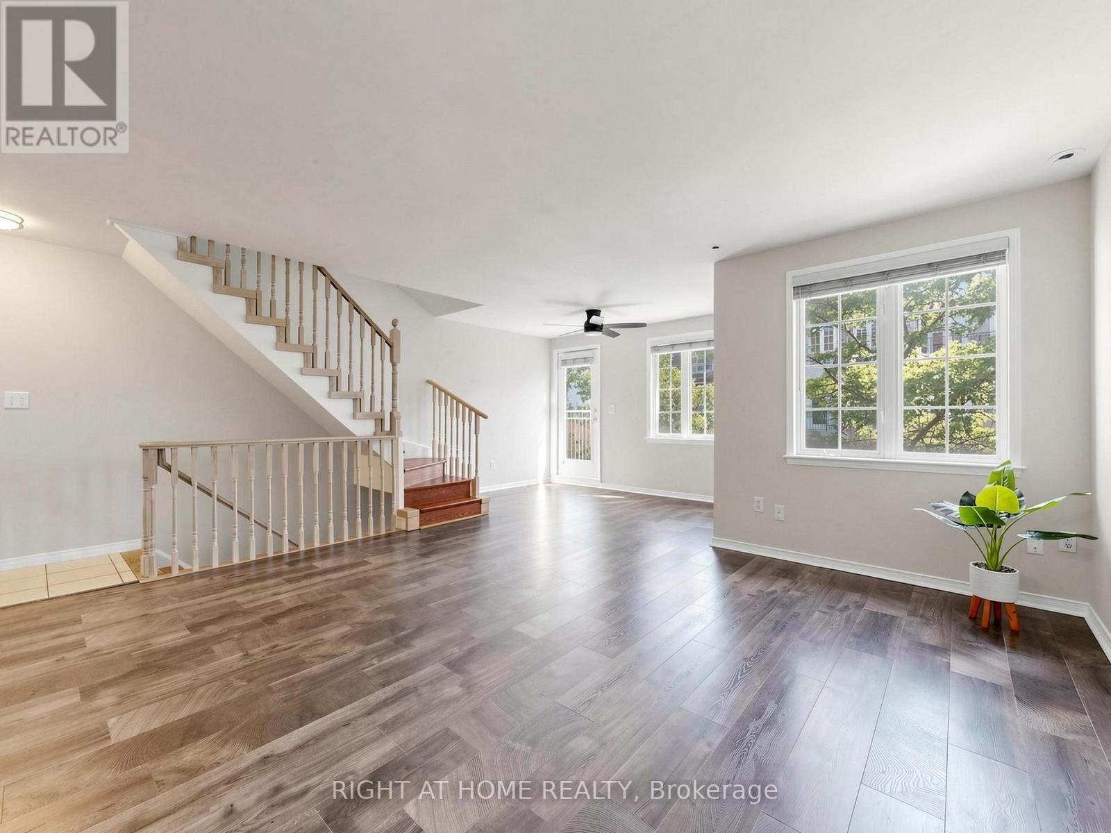 A50 - 108 Finch Avenue W, Toronto, Ontario  M2N 6W6 - Photo 11 - C13756502