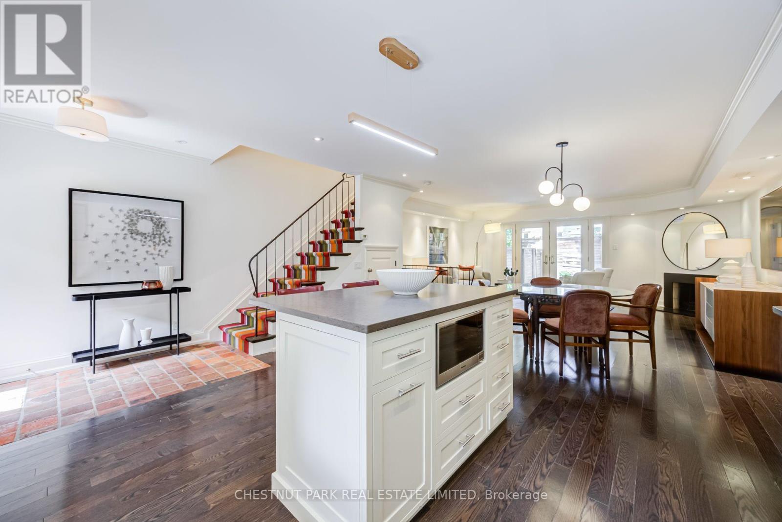 4 - 76 Birch Avenue, Toronto, Ontario  M4V 1C8 - Photo 7 - C13756554