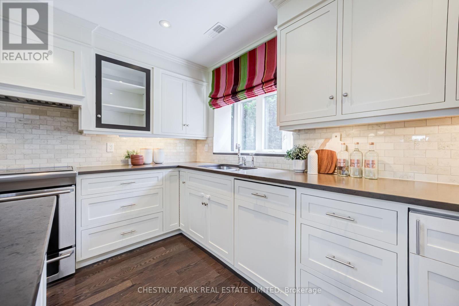4 - 76 Birch Avenue, Toronto, Ontario  M4V 1C8 - Photo 8 - C13756554