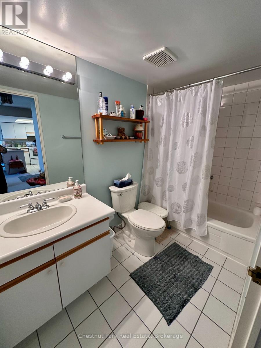 209 - 172 Eighth Street, Collingwood, Ontario  L9Y 4T2 - Photo 7 - S13756408