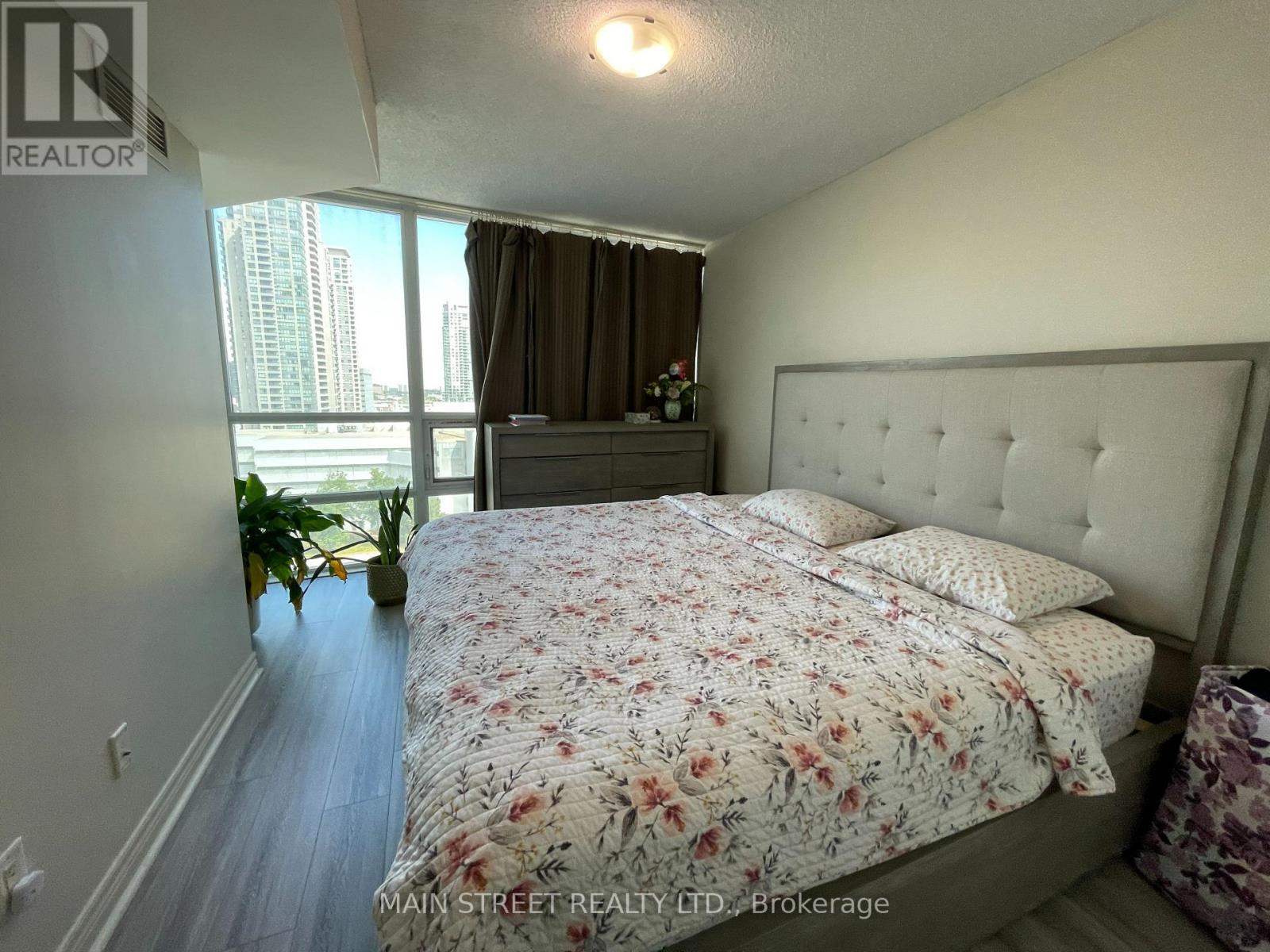 1208 - 83 Borough Drive, Toronto, Ontario  M1P 5E4 - Photo 5 - E13756362