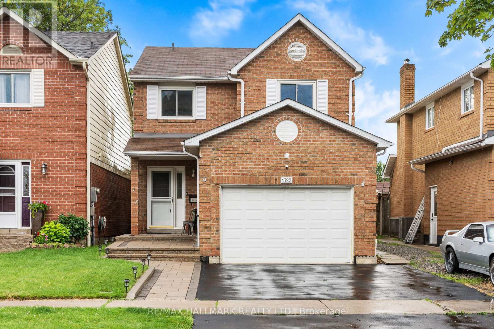 1322 Redwood Lane, Pickering, Ontario L1X 1C5 - Photo 1 - E13756452