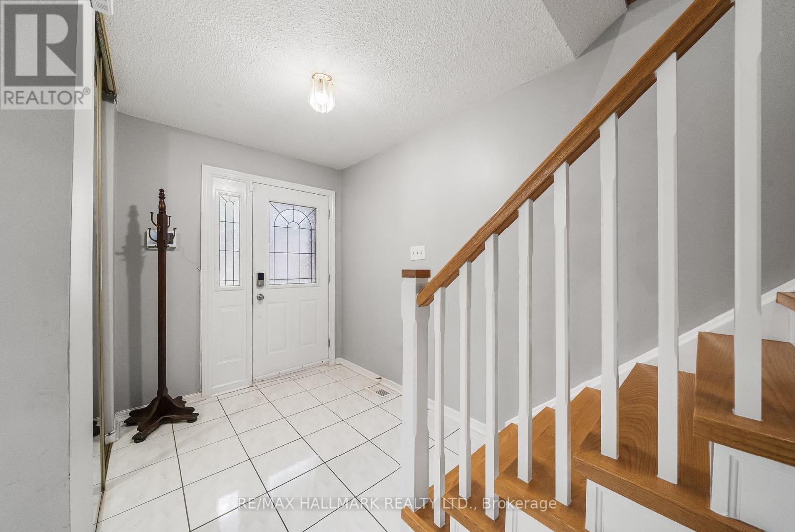 1322 Redwood Lane, Pickering, Ontario L1X 1C5 - Photo 22 - E13756452