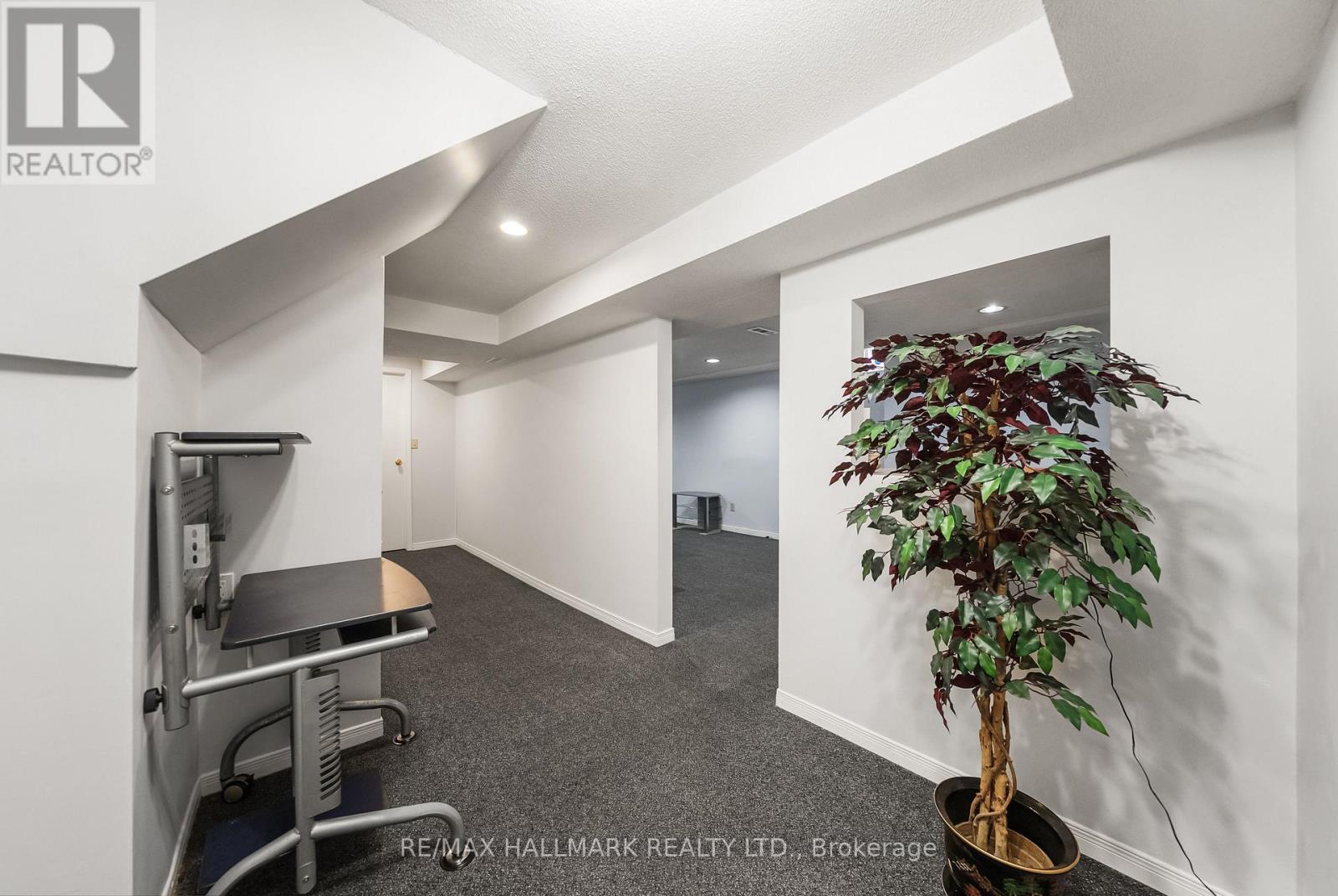 1322 Redwood Lane, Pickering, Ontario L1X 1C5 - Photo 33 - E13756452