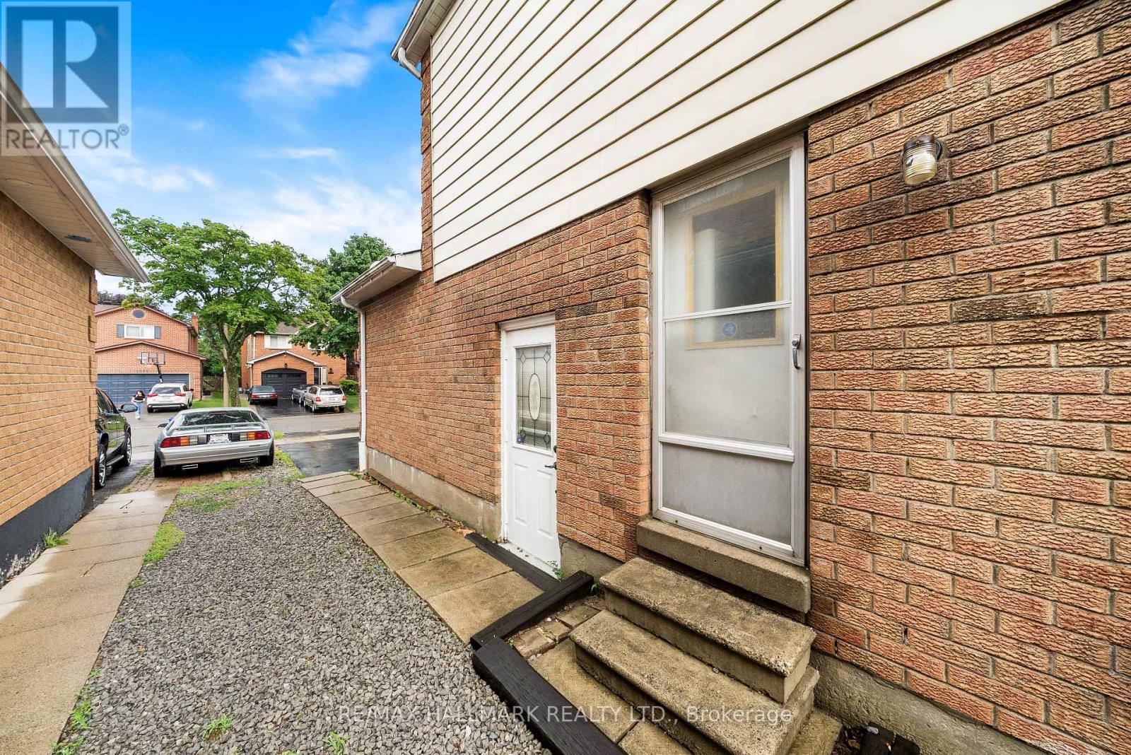 1322 Redwood Lane, Pickering, Ontario L1X 1C5 - Photo 43 - E13756452