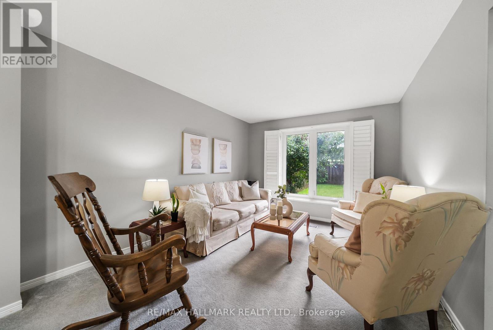 1322 Redwood Lane, Pickering, Ontario L1X 1C5 - Photo 5 - E13756452