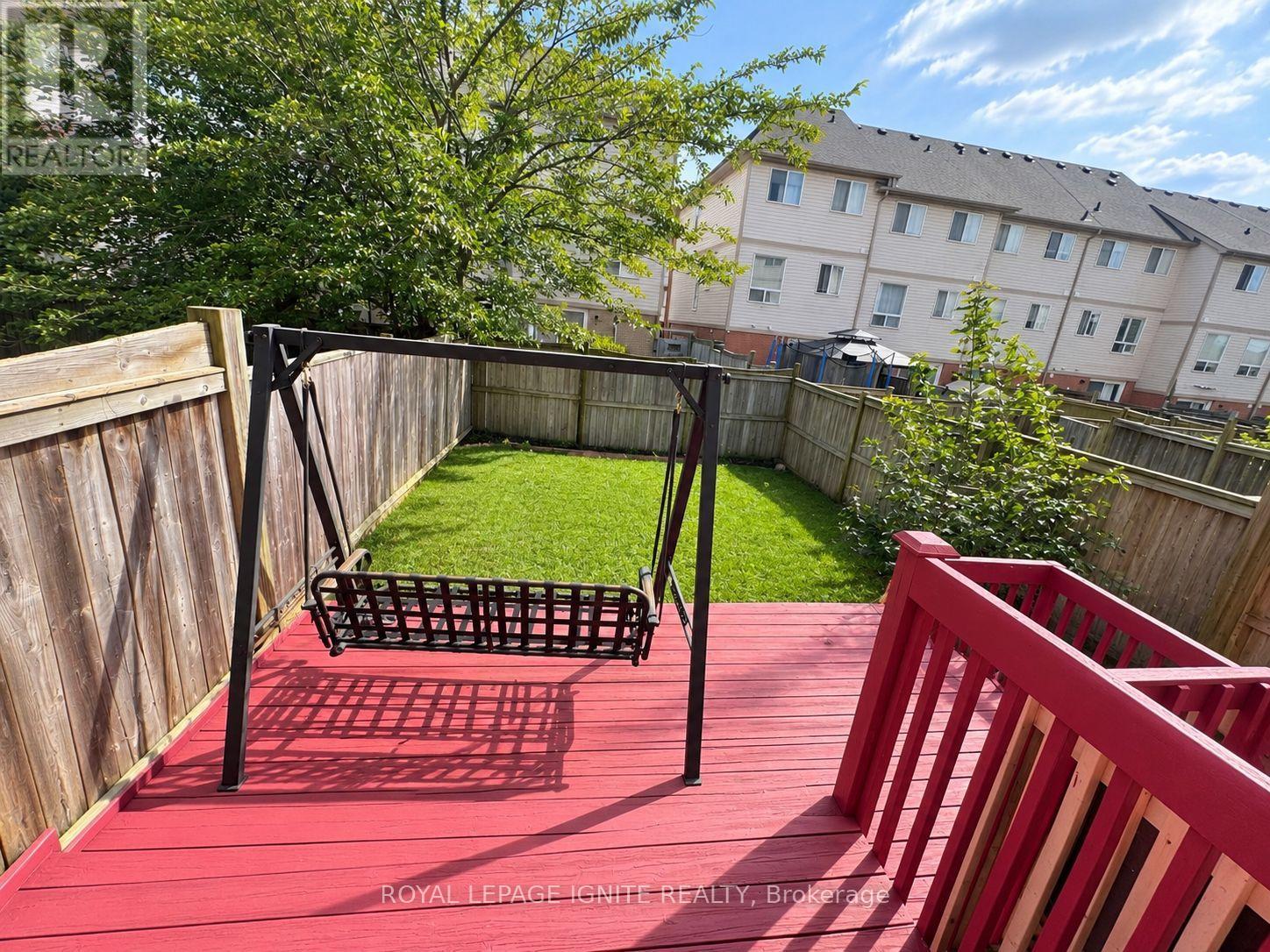 15 Mcgonigal Lane, Ajax, Ontario  L1T 4H1 - Photo 3 - E13756454