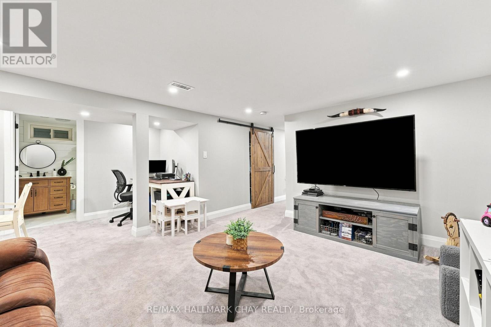 12 Larkdale Crescent, Essa, Ontario L0M 1B0 - Photo 16 - N13756392