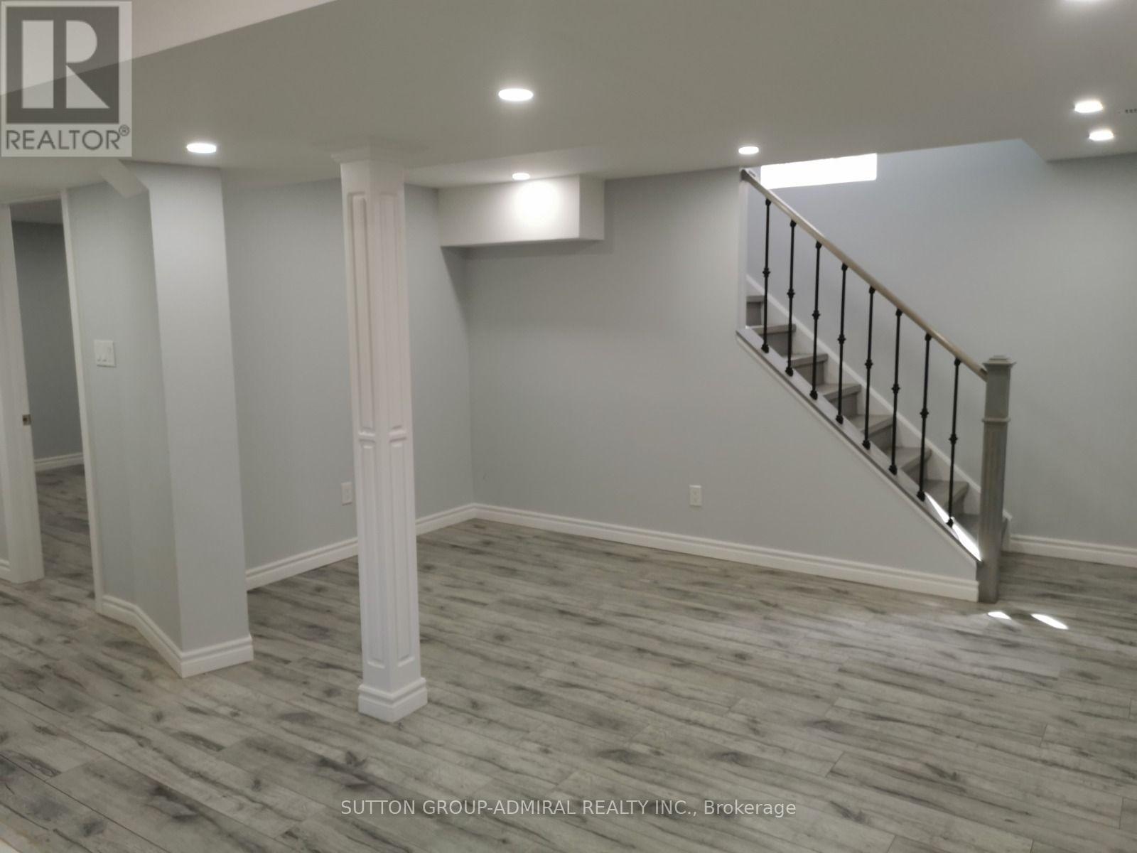 339 Brownridge Drive, Vaughan (Brownridge), Ontario  L4J 5X1 - Photo 2 - N13756508