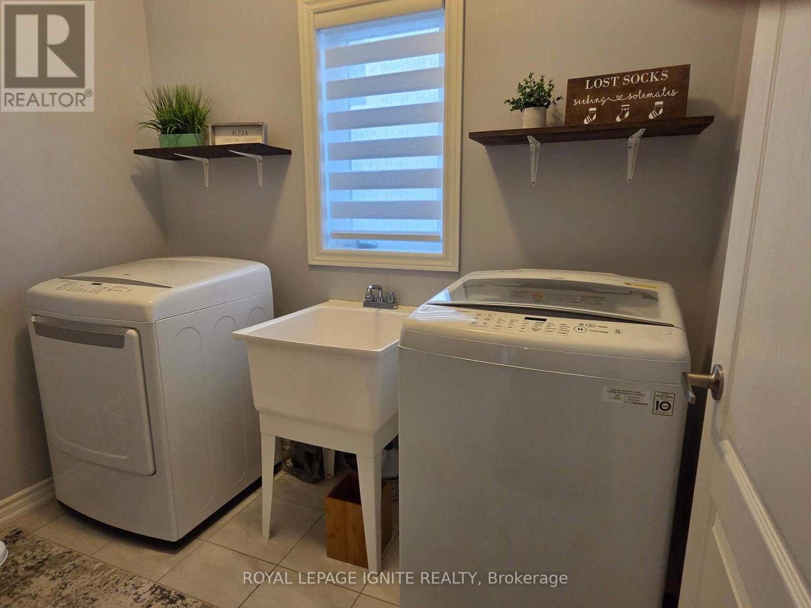 170 Gold Park Gate, Essa, Ontario  L3W 0B4 - Photo 10 - N13644534