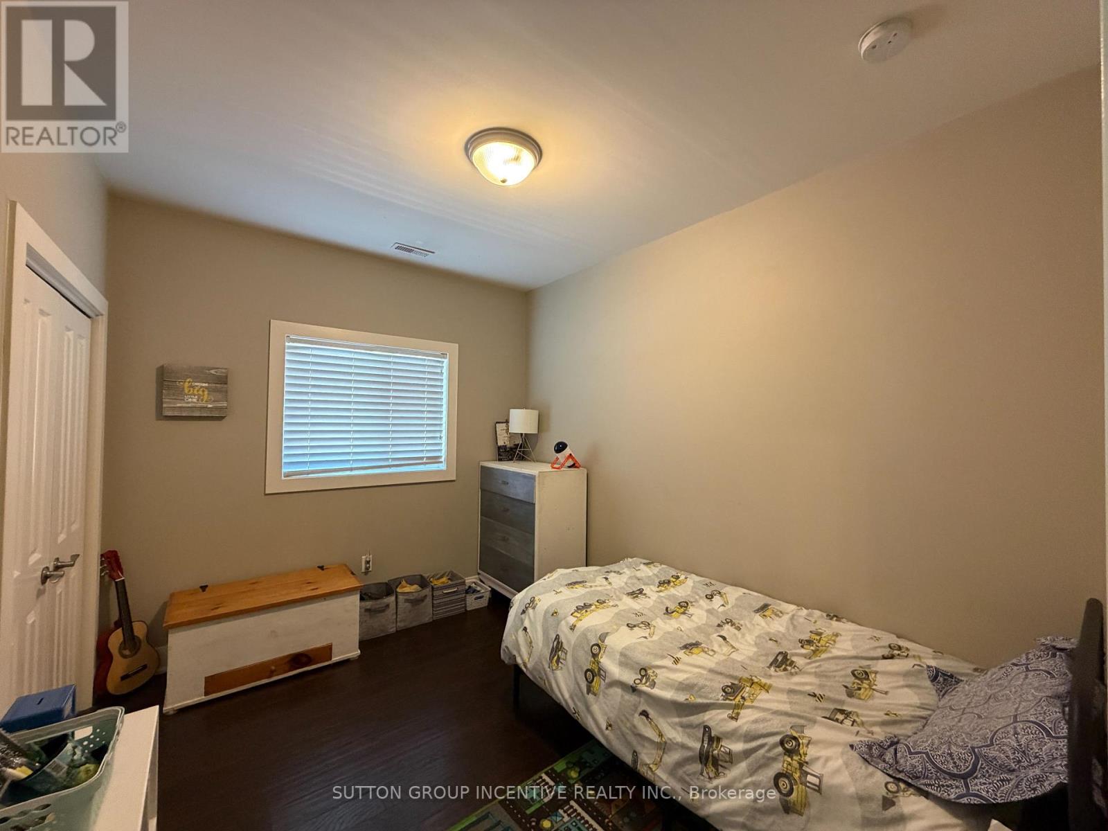 3929 Wood Avenue, Severn (West Shore), Ontario  L3V 6H3 - Photo 14 - S13756492
