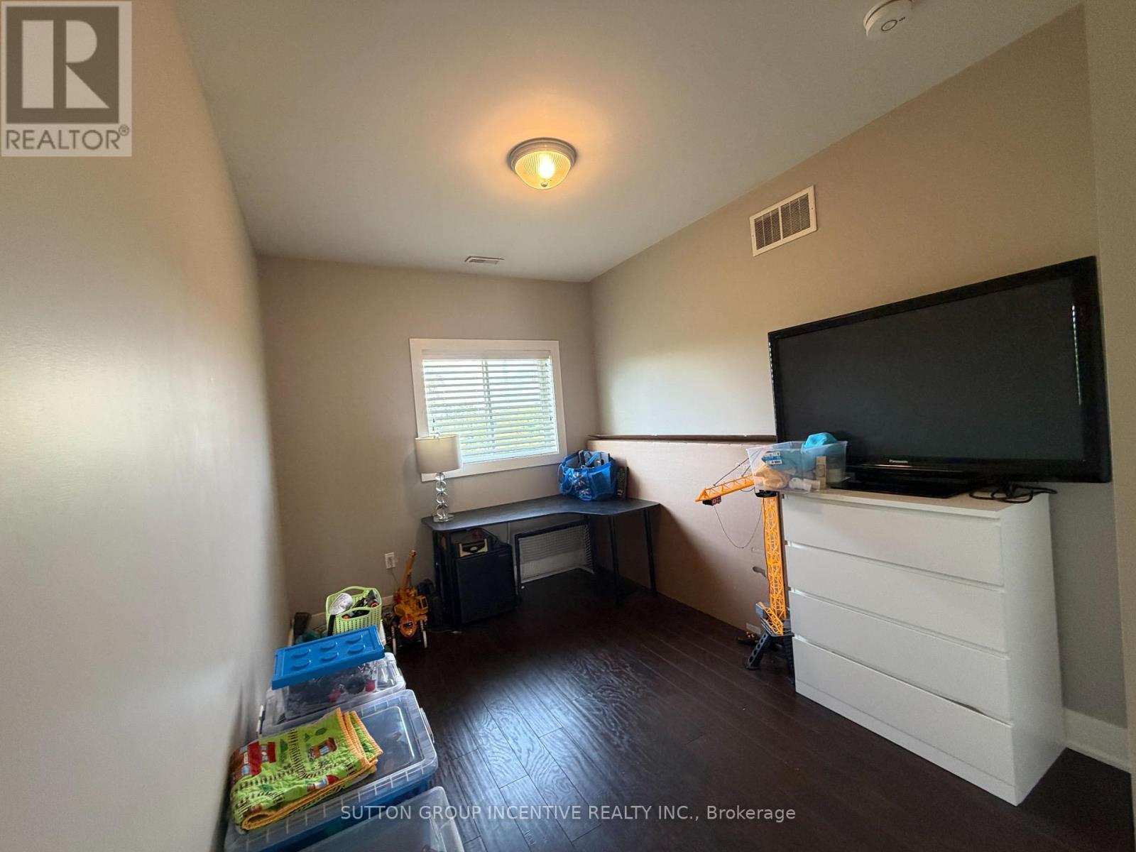 3929 Wood Avenue, Severn (West Shore), Ontario  L3V 6H3 - Photo 16 - S13756492