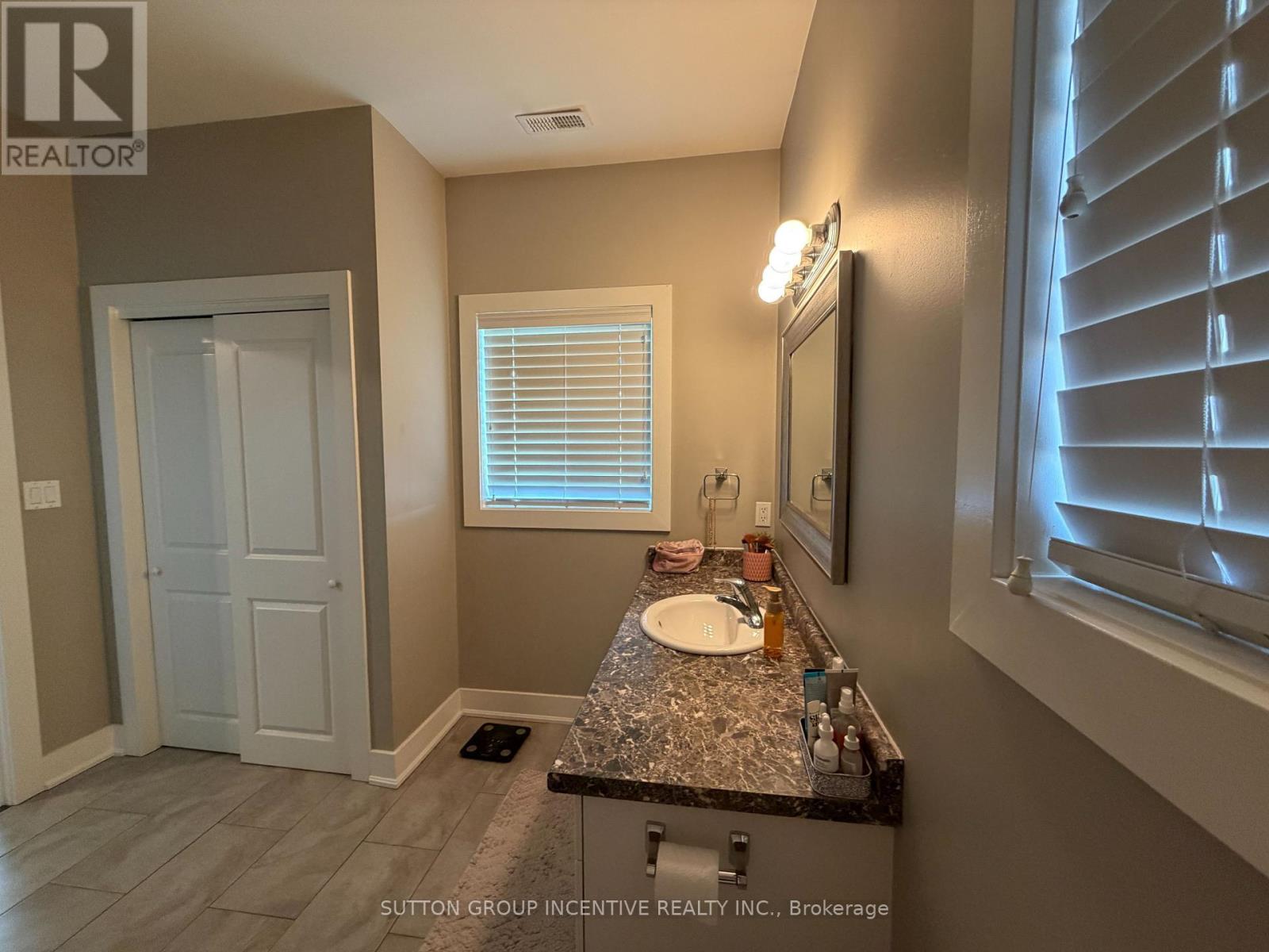 3929 Wood Avenue, Severn, Ontario  L3V 6H3 - Photo 13 - S13756520