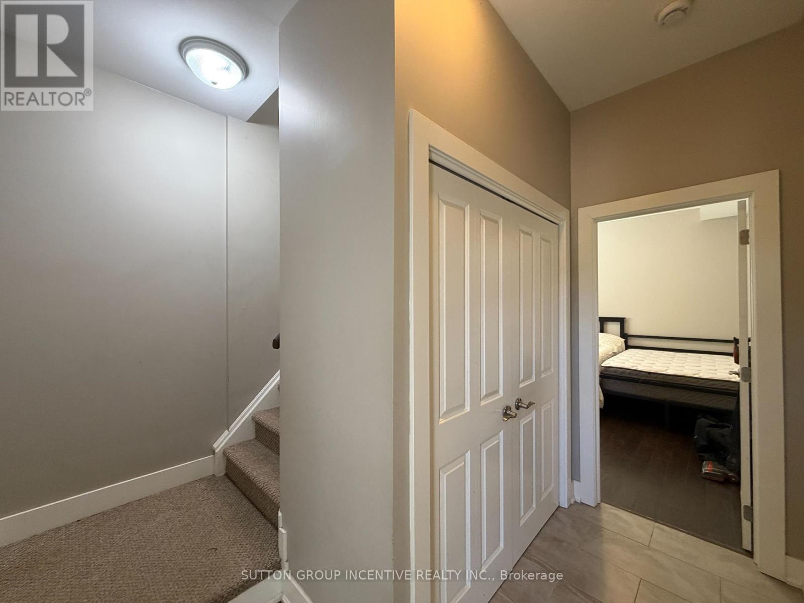3929 Wood Avenue, Severn, Ontario  L3V 6H3 - Photo 2 - S13756520