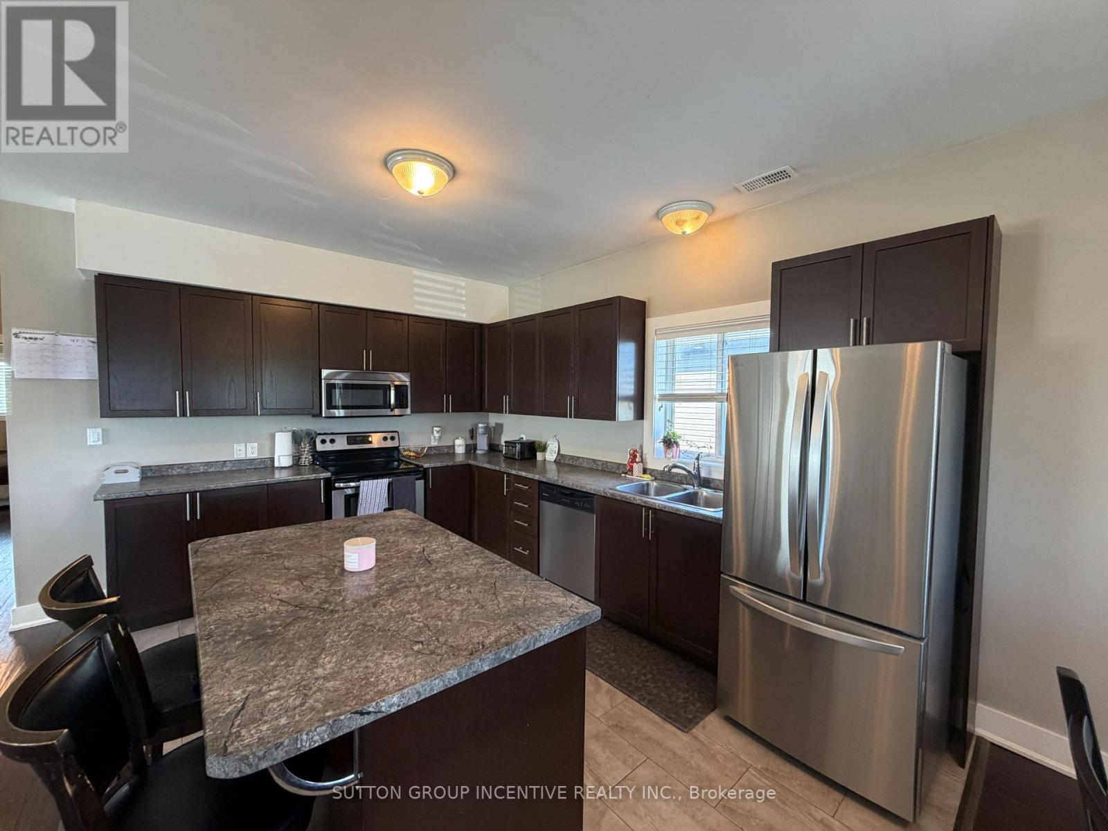 3929 Wood Avenue, Severn, Ontario  L3V 6H3 - Photo 7 - S13756520
