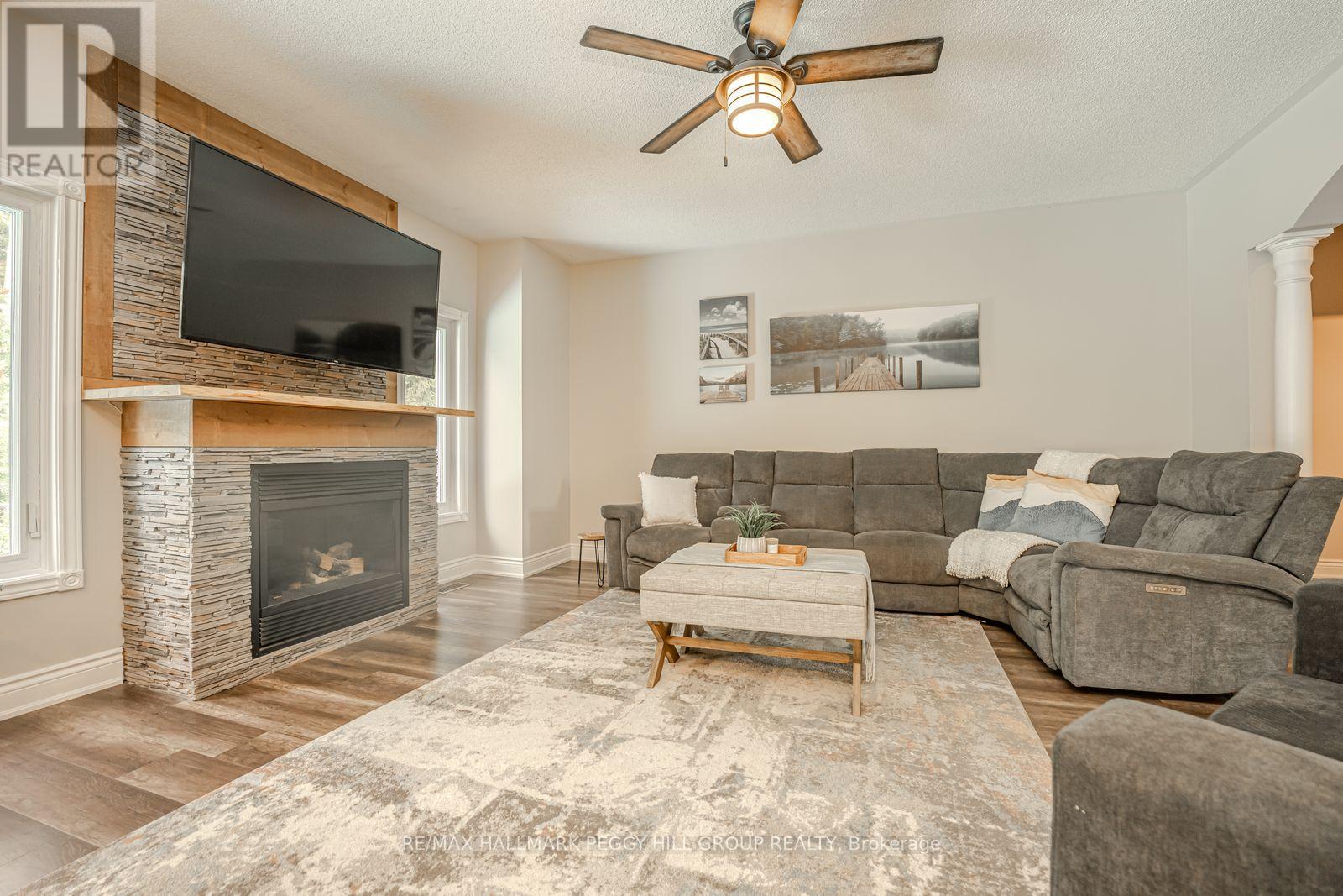 2 Purt Court, Barrie, Ontario  L4N 9K7 - Photo 7 - S13756576