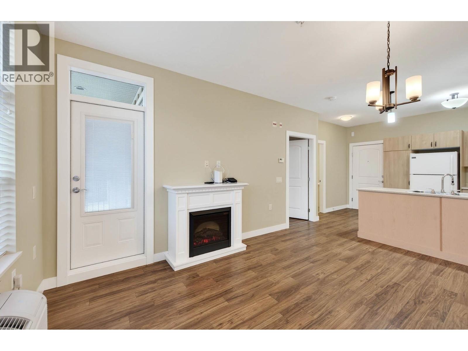 755 Mayfair Street Unit# 300, Kamloops, British Columbia  V2B 5L7 - Photo 9 - 10400145
