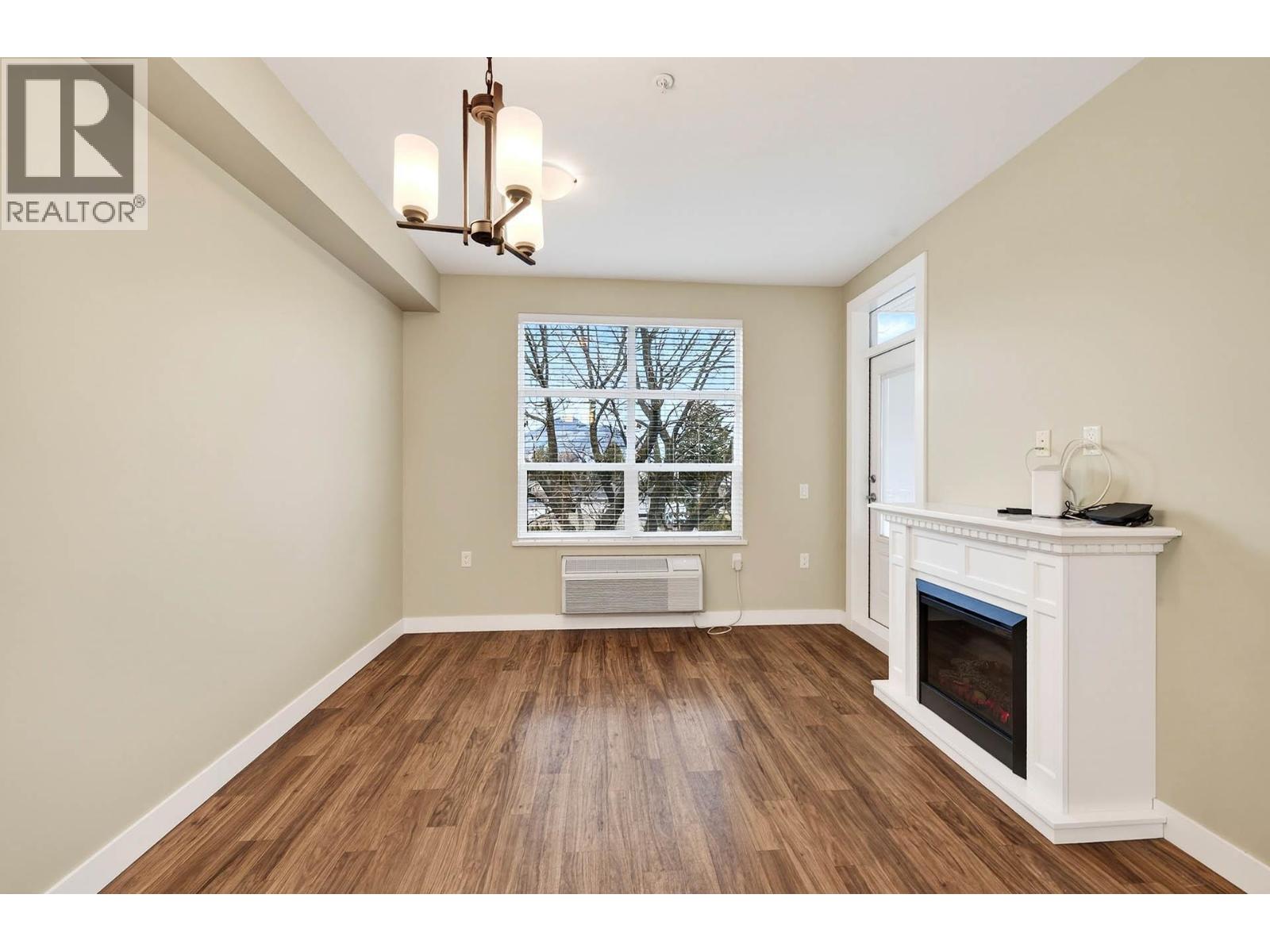 755 Mayfair Street Unit# 300, Kamloops, British Columbia  V2B 5L7 - Photo 7 - 10400145