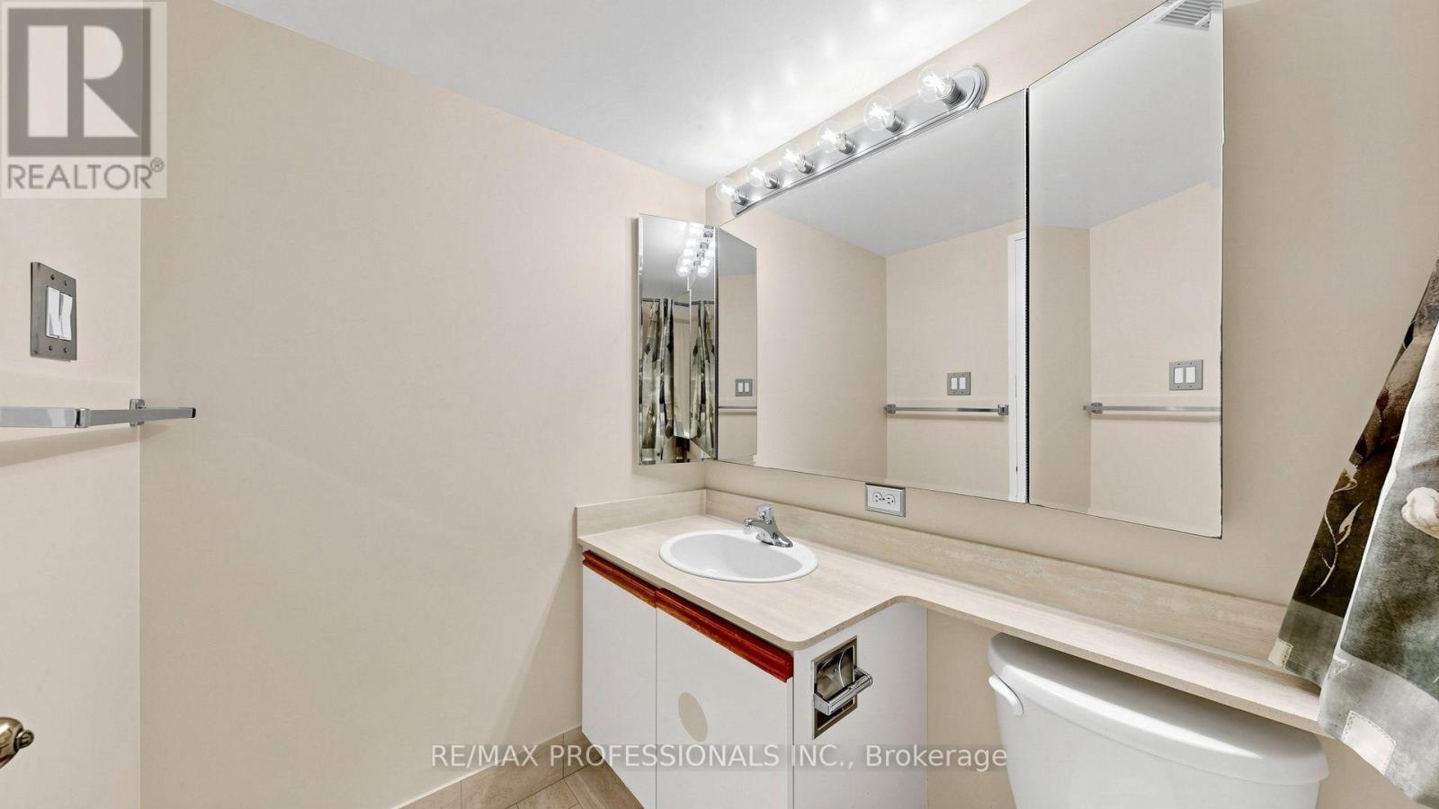 1107 - 20 Cherrytree Drive, Brampton, Ontario  L6Y 3V1 - Photo 17 - W13756272