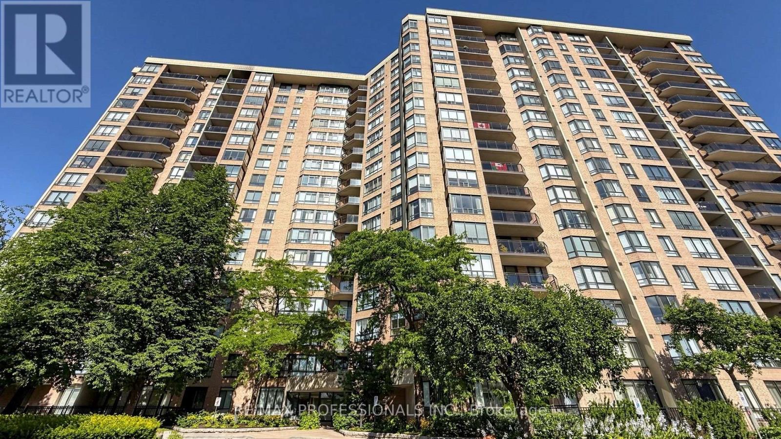 1107 - 20 Cherrytree Drive, Brampton, Ontario  L6Y 3V1 - Photo 2 - W13756272