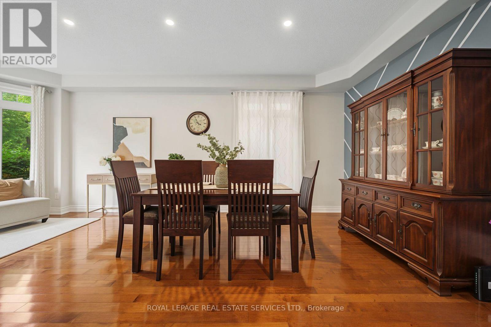 3368 Raspberry Bush Trail, Oakville, Ontario  L6L 6V2 - Photo 4 - W13756280