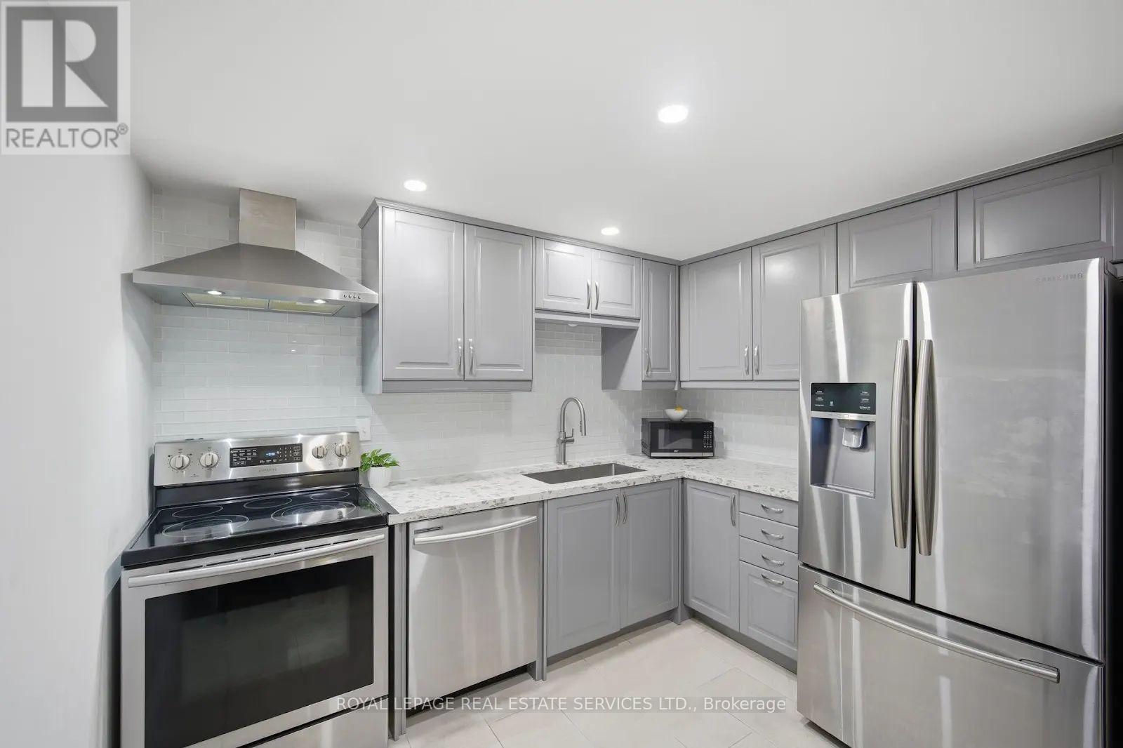 306 - 8 Lisa Street, Brampton, Ontario  L6T 4S6 - Photo 7 - W13756290