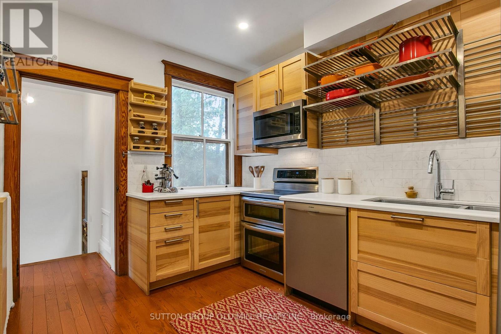 1 Algonquin Avenue, Toronto, Ontario  M6R 1K6 - Photo 17 - W13756324