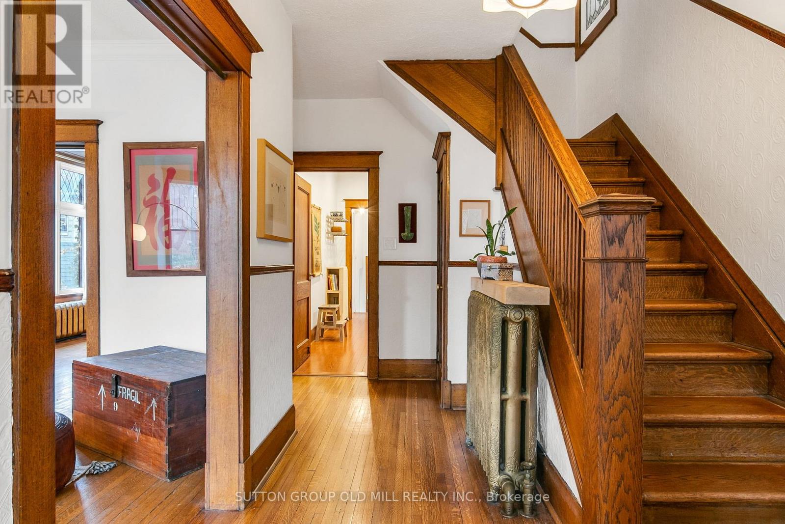 1 Algonquin Avenue, Toronto, Ontario  M6R 1K6 - Photo 3 - W13756324