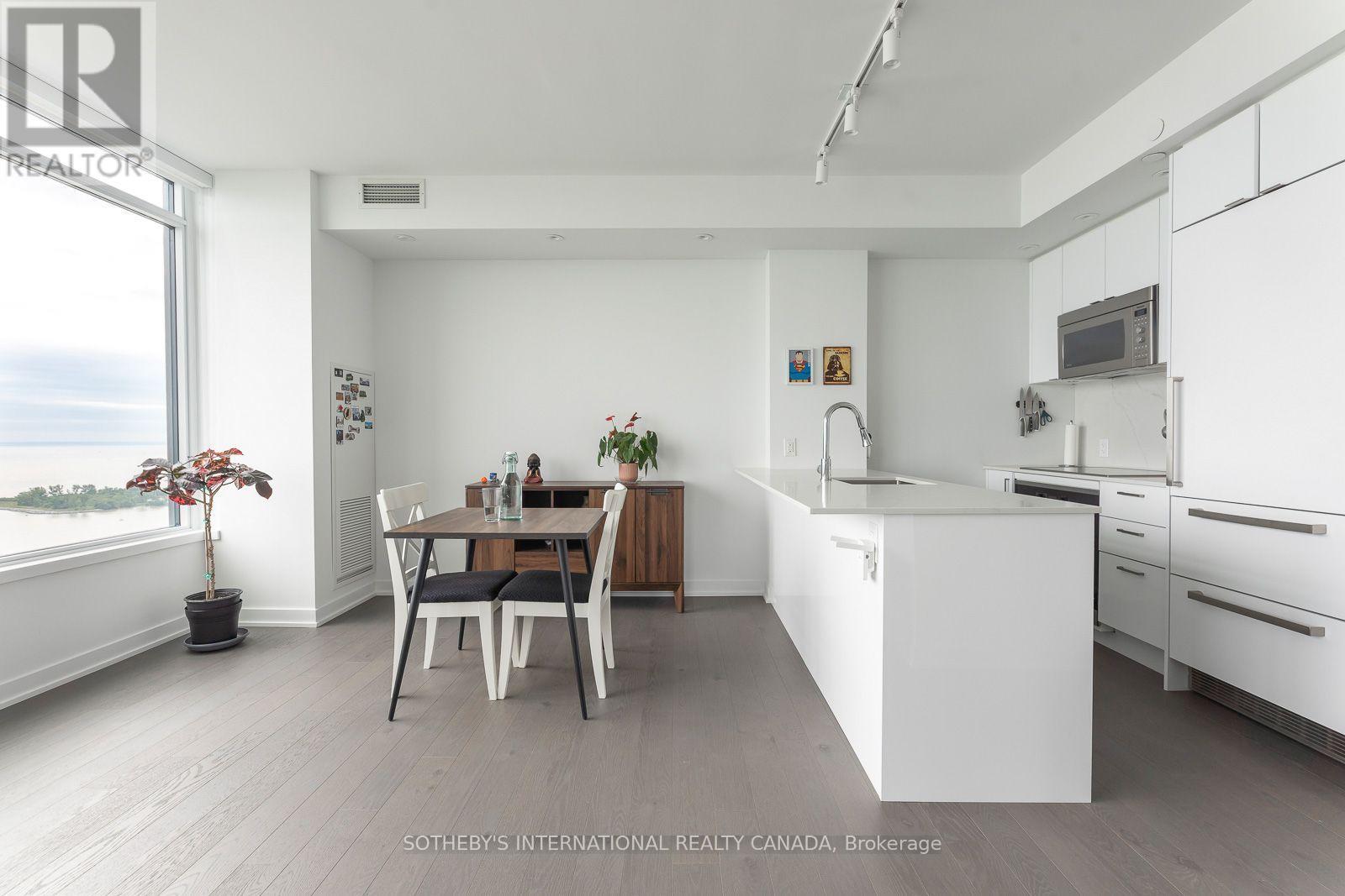 3906 - 1928 Lake Shore Boulevard W, Toronto, Ontario  M6S 0B1 - Photo 9 - W13756368