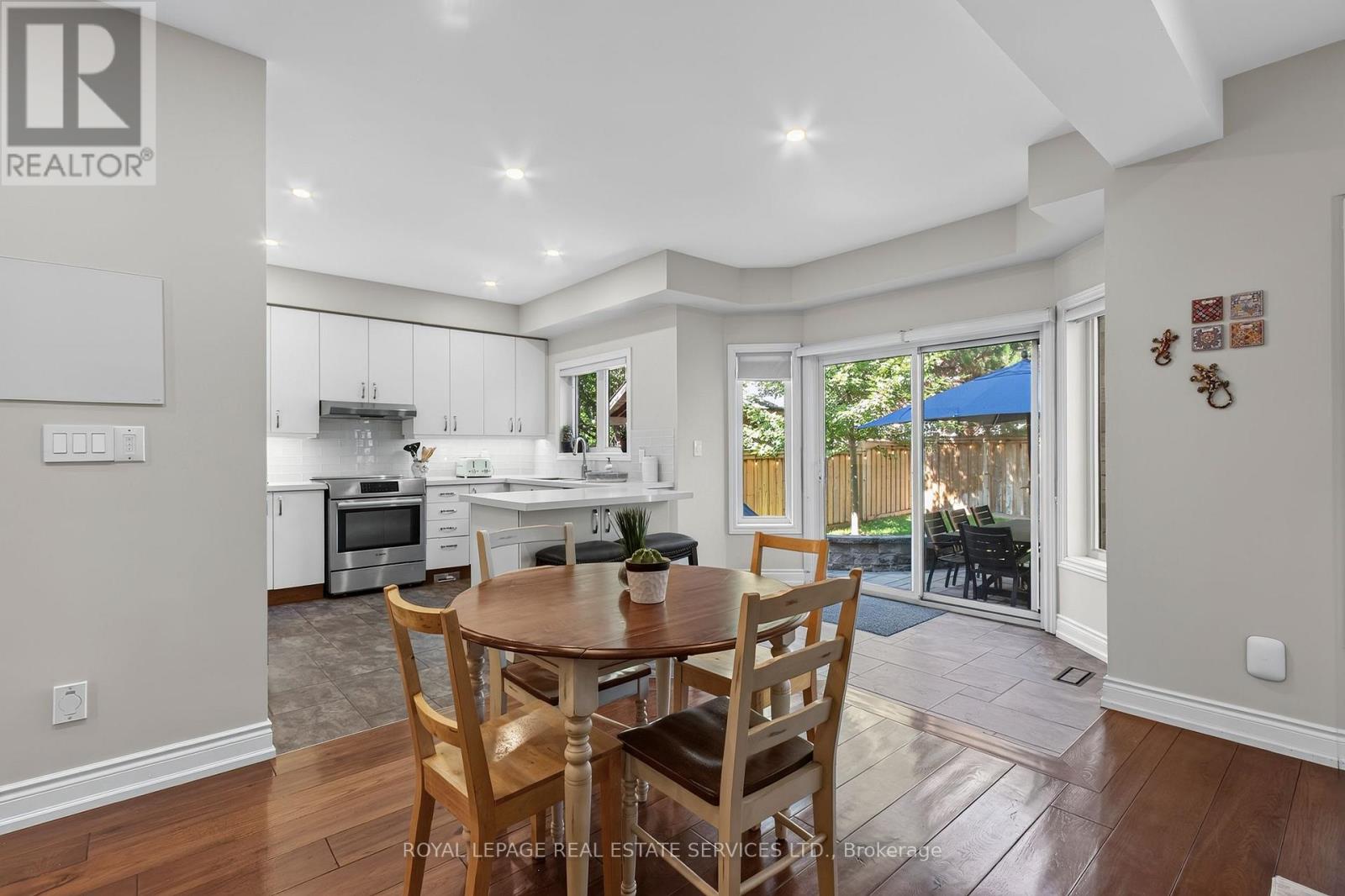 2329 Glenfield Road, Oakville, Ontario  L6M 3V1 - Photo 15 - W13756410