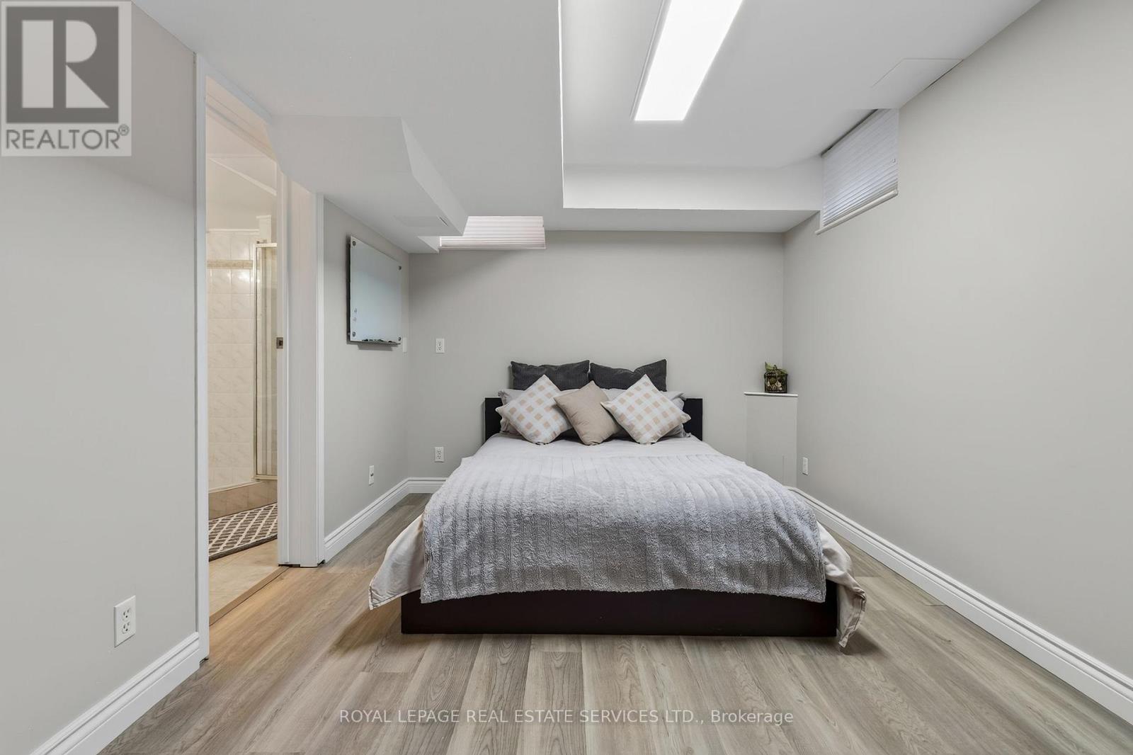 2329 Glenfield Road, Oakville, Ontario  L6M 3V1 - Photo 35 - W13756410