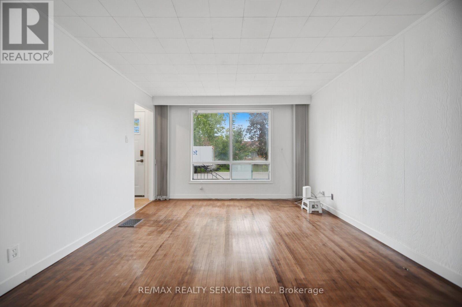 3051 Churchill Avenue, Mississauga, Ontario  L4T 1R4 - Photo 13 - W13756424