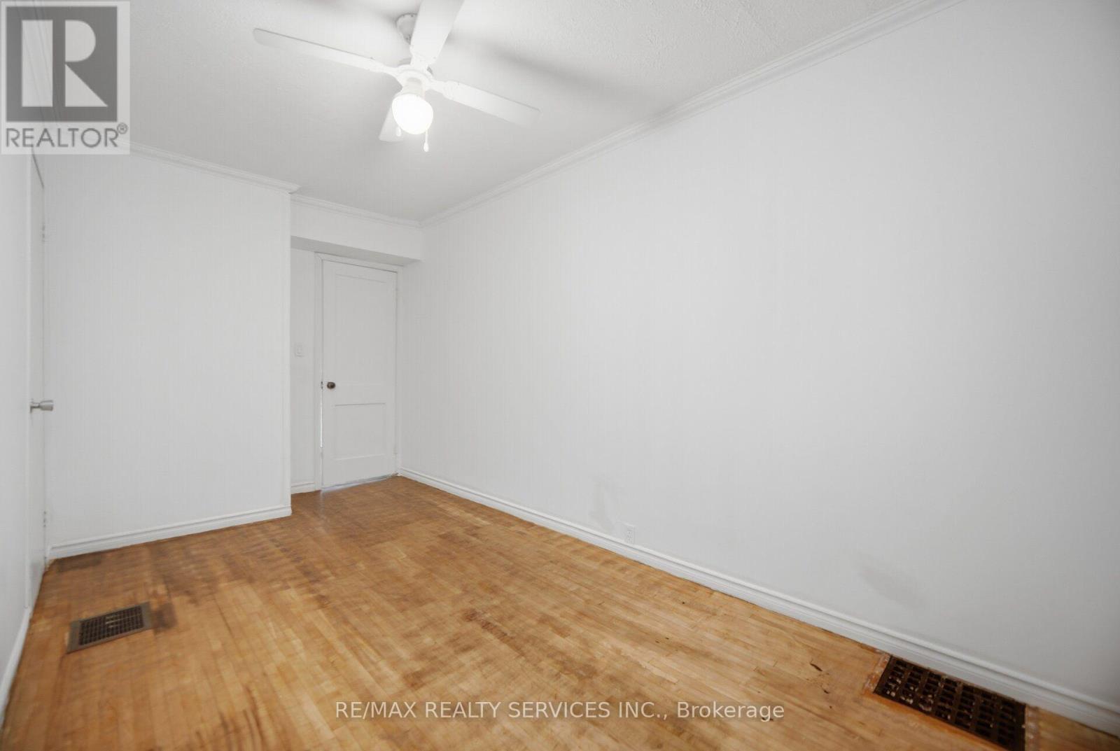 3051 Churchill Avenue, Mississauga, Ontario  L4T 1R4 - Photo 26 - W13756424