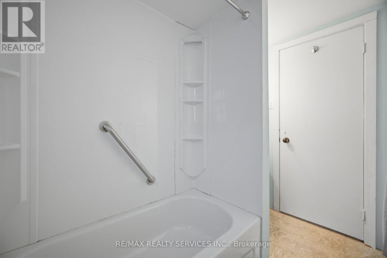 3051 Churchill Avenue, Mississauga, Ontario  L4T 1R4 - Photo 30 - W13756424