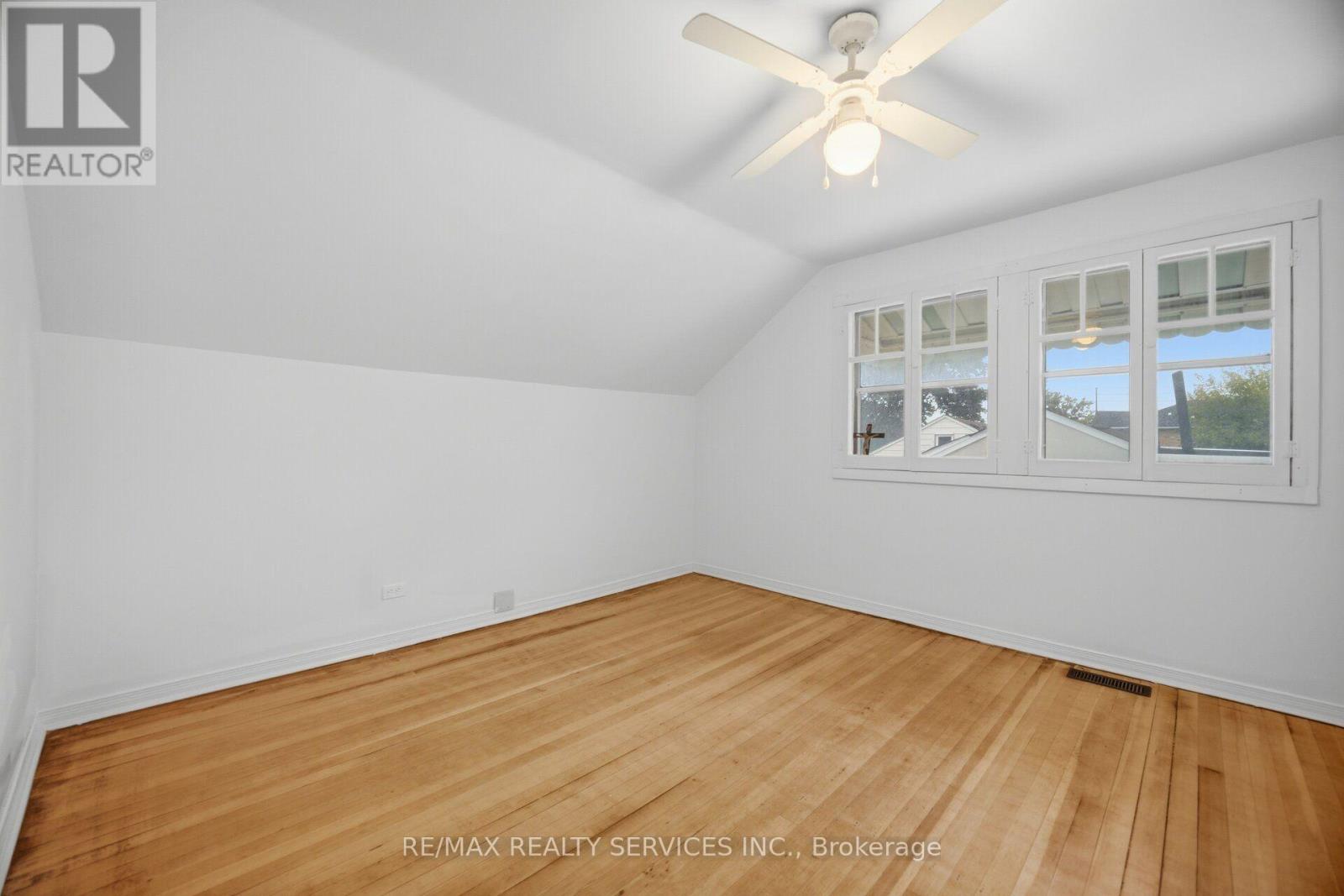 3051 Churchill Avenue, Mississauga, Ontario  L4T 1R4 - Photo 33 - W13756424