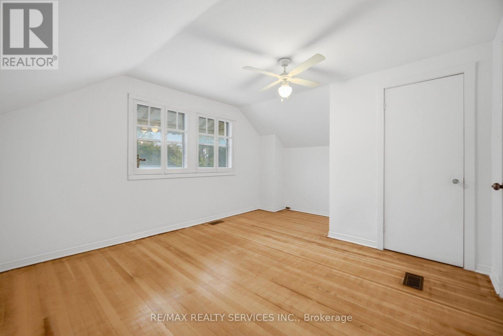 3051 Churchill Avenue, Mississauga, Ontario  L4T 1R4 - Photo 35 - W13756424