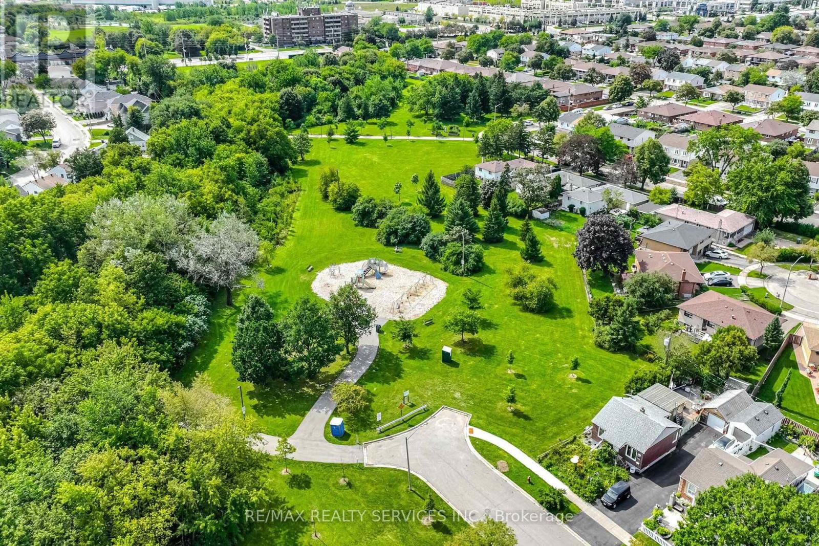 3051 Churchill Avenue, Mississauga, Ontario  L4T 1R4 - Photo 49 - W13756424
