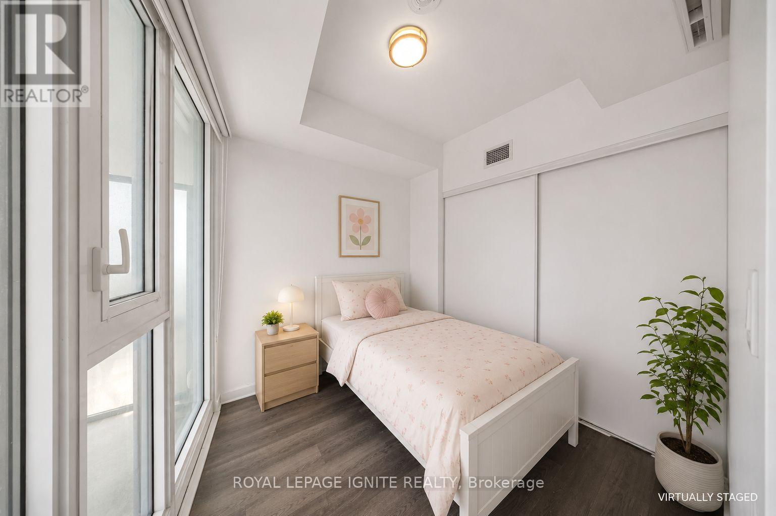 3301 - 3900 Confederation Parkway, Mississauga, Ontario  L5B 0M3 - Photo 17 - W13756438
