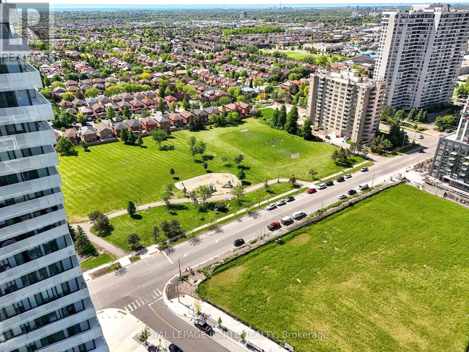 3301 - 3900 Confederation Parkway, Mississauga, Ontario  L5B 0M3 - Photo 25 - W13756438