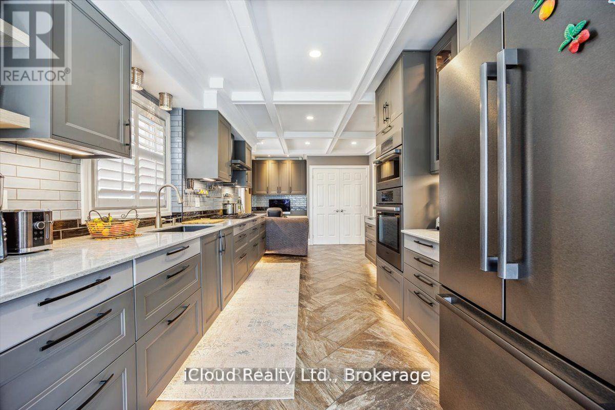 36 Pacific Wind Crescent, Brampton, Ontario  L6R 2B1 - Photo 12 - W13756494