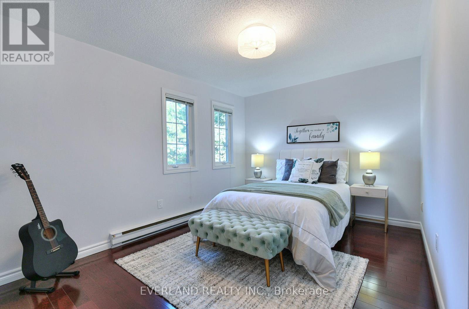 5386 Middlebury Drive N, Mississauga, Ontario  L5M 5E6 - Photo 24 - W13756578