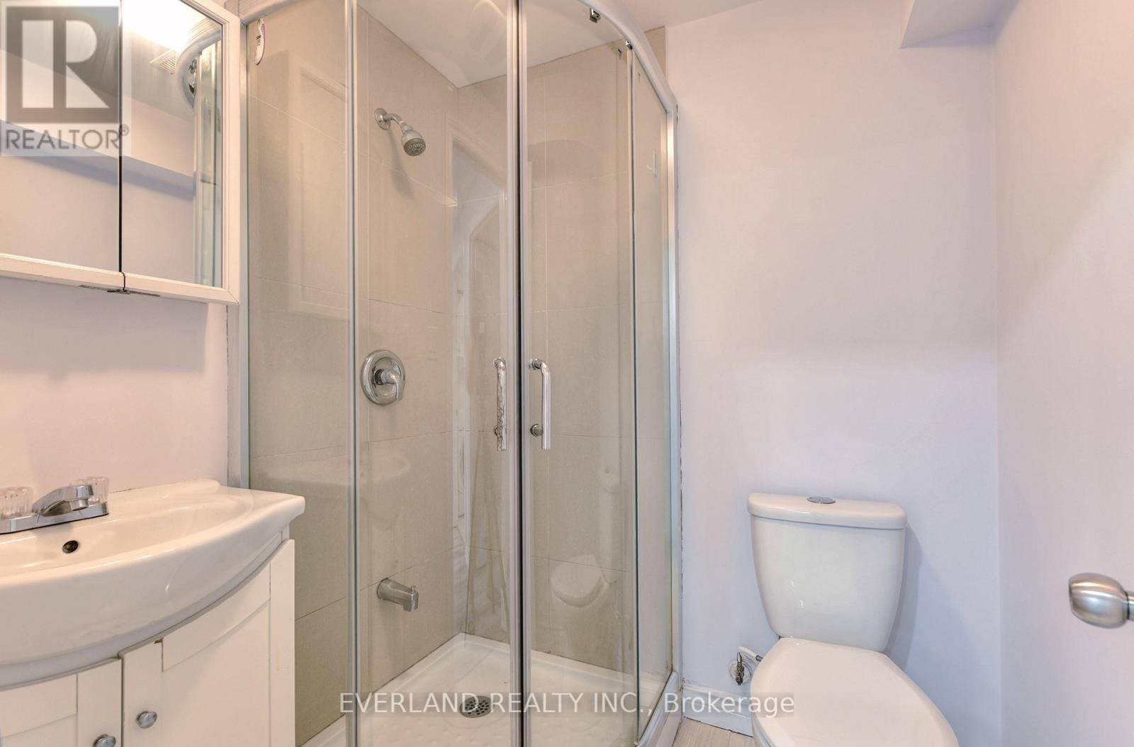 5386 Middlebury Drive N, Mississauga, Ontario  L5M 5E6 - Photo 38 - W13756578