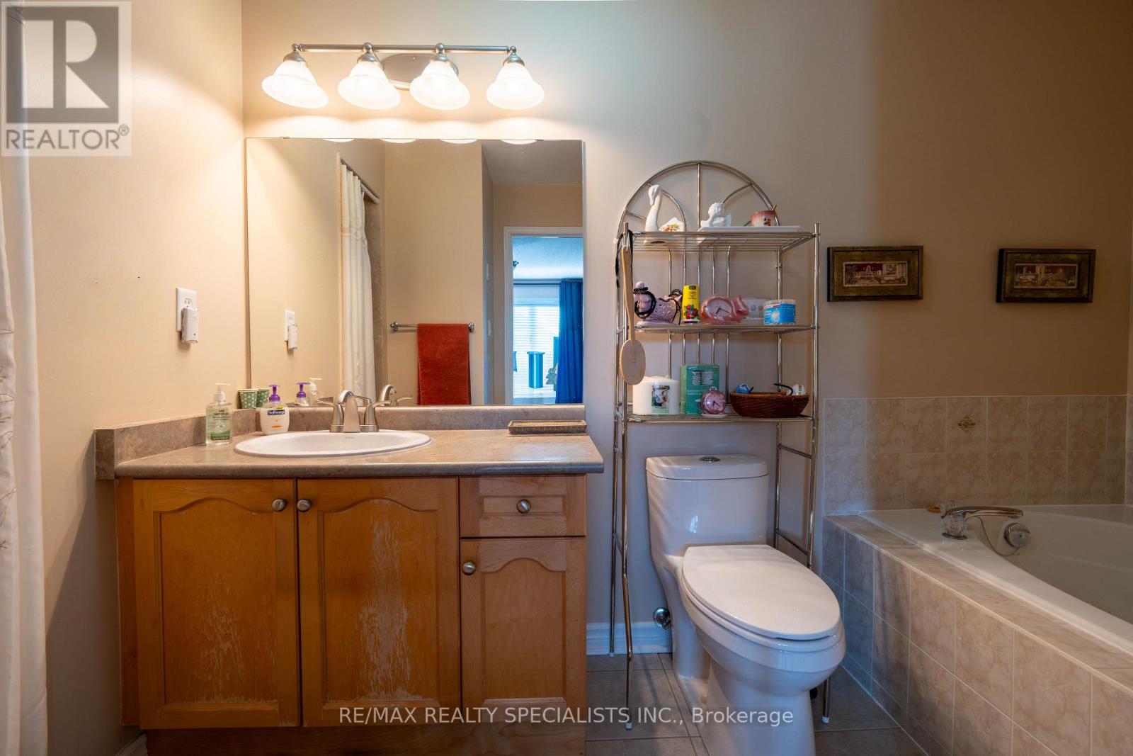 66 Ryegrass Crescent, Brampton, Ontario  L7A 3J9 - Photo 19 - W13756584