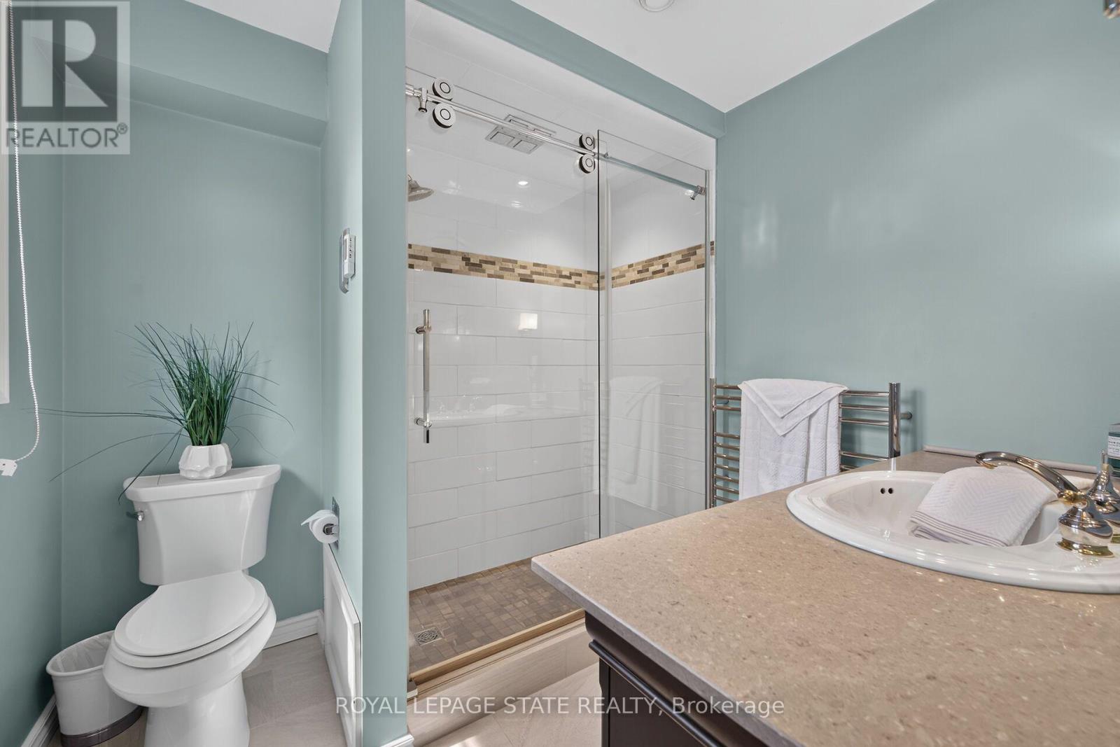 2 Novoco Drive, Hamilton, Ontario  L9C 7E7 - Photo 21 - X13756370