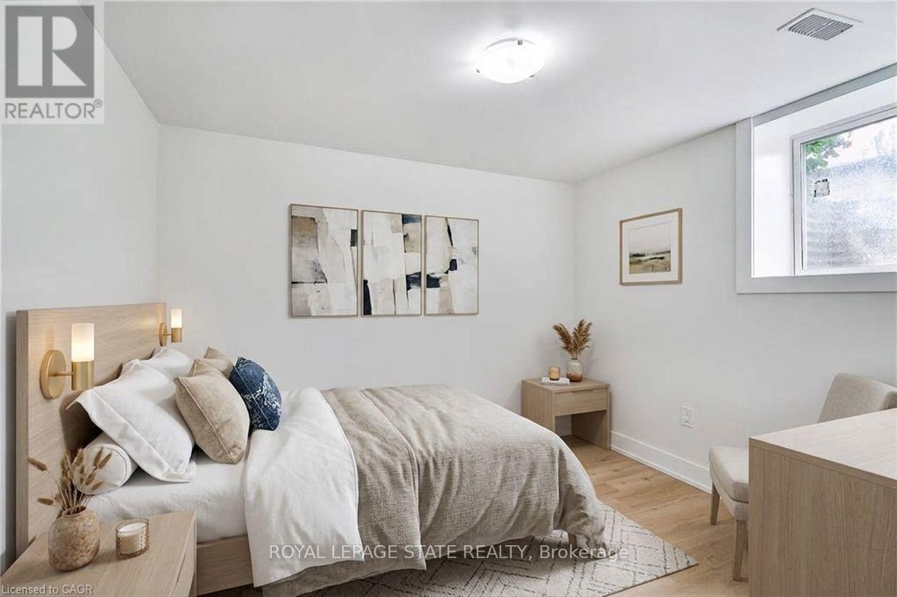 B2 - 216 Ravenbury Drive, Hamilton, Ontario  L8W 2J1 - Photo 6 - X13756378