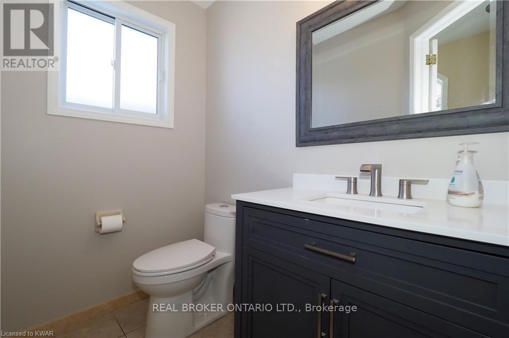 Unit A - 258 Inverhuron Crescent, Waterloo, Ontario  N2V 2H5 - Photo 13 - X13756506