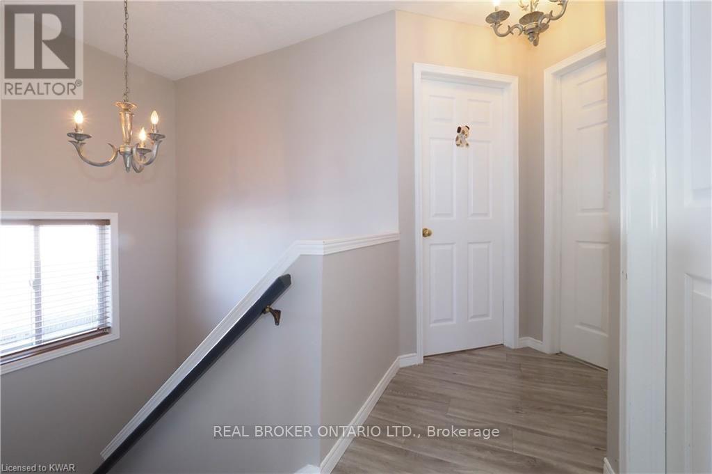 Unit A - 258 Inverhuron Crescent, Waterloo, Ontario  N2V 2H5 - Photo 16 - X13756506