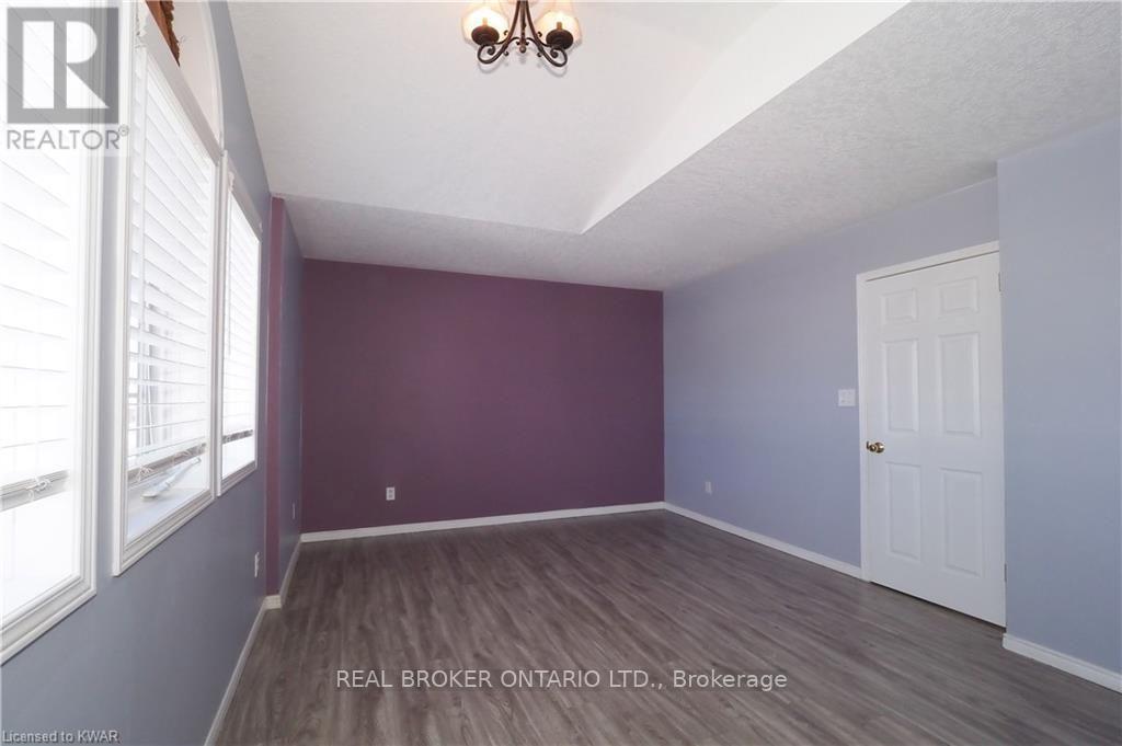 Unit A - 258 Inverhuron Crescent, Waterloo, Ontario  N2V 2H5 - Photo 19 - X13756506
