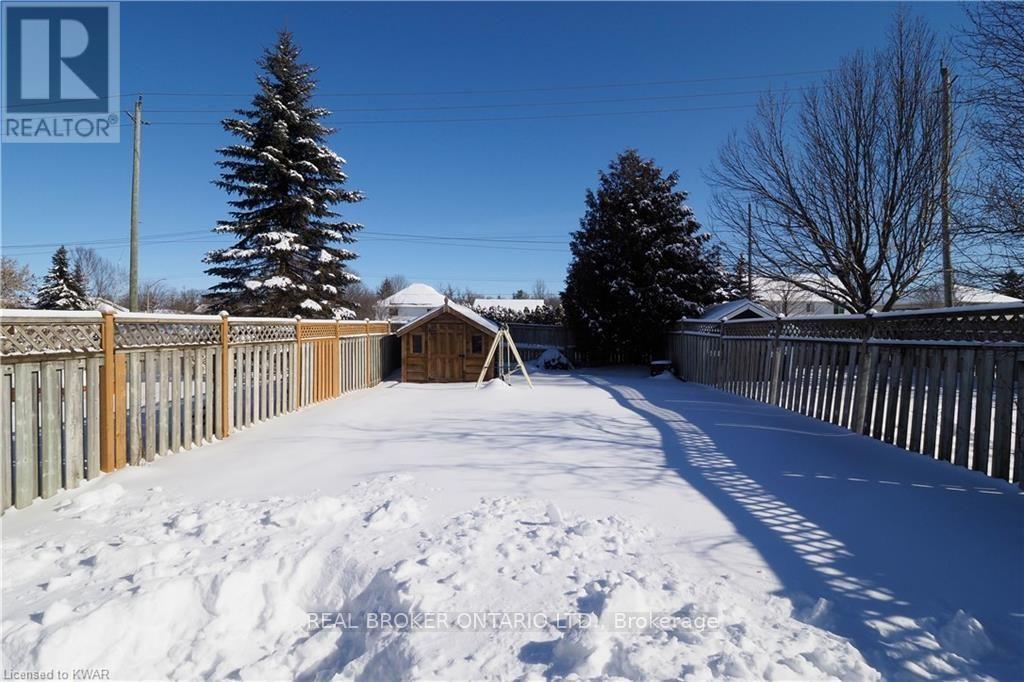 Unit A - 258 Inverhuron Crescent, Waterloo, Ontario  N2V 2H5 - Photo 33 - X13756506